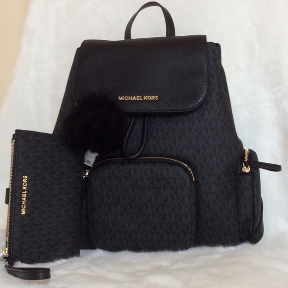 Michael Kors Handbags - Michael Kors (3pcs) Abbey LG Cargo Backpack